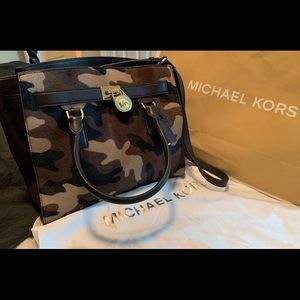 Micheal Kors Large Hamilton Calf